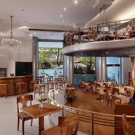 Hotel Titania